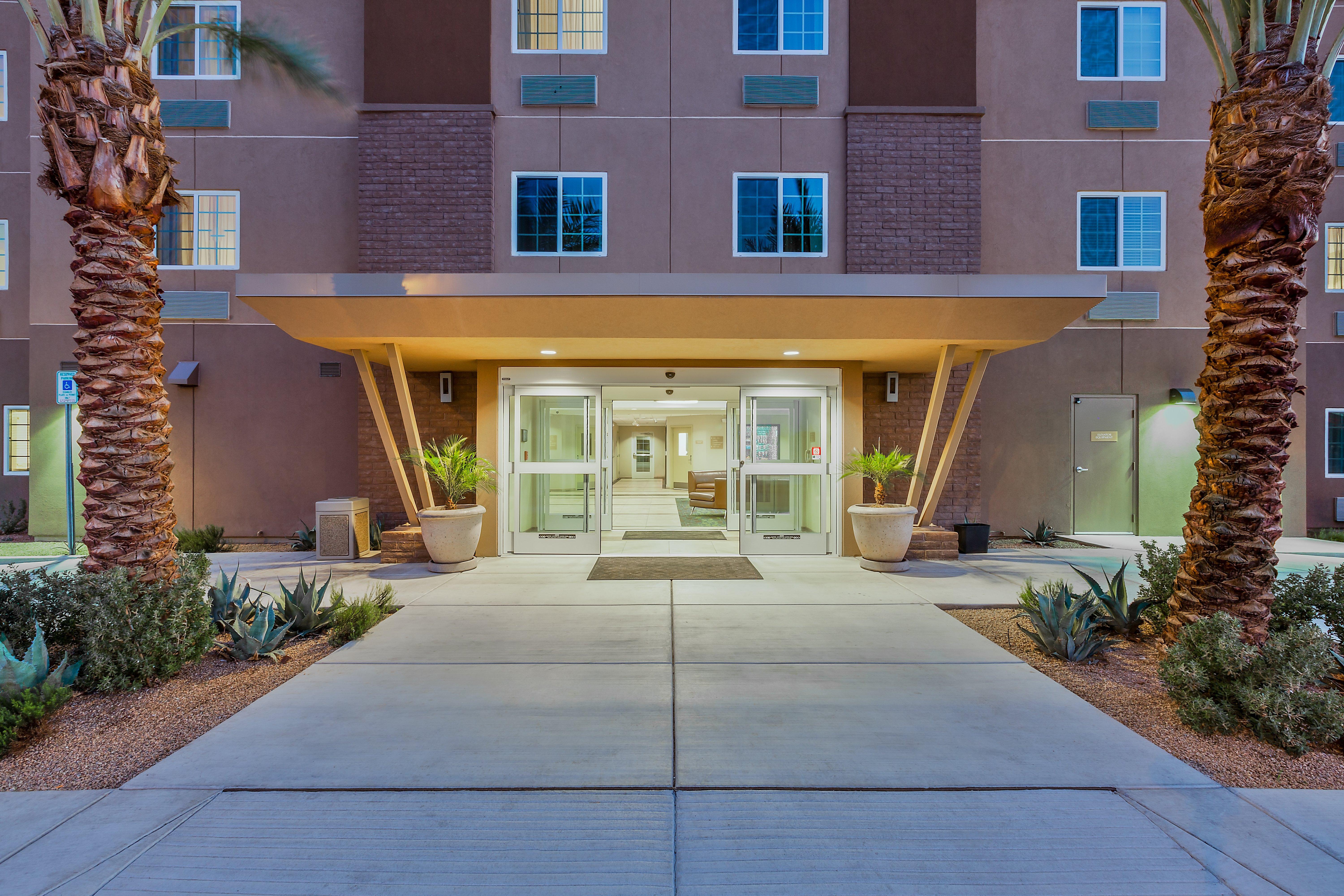 Candlewood By Ihg Hotel Tucson